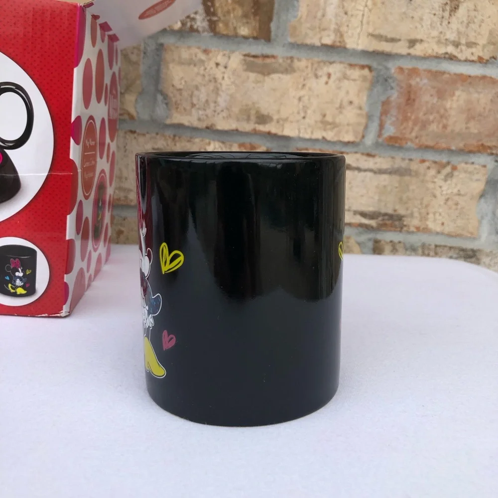 Disney Classic Minnie Mouse Set Electric Coffee‎ Mug Warmer & Ceramic Coffee Mug